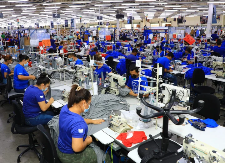 Salario mínimo en maquilas textiles El Salvador